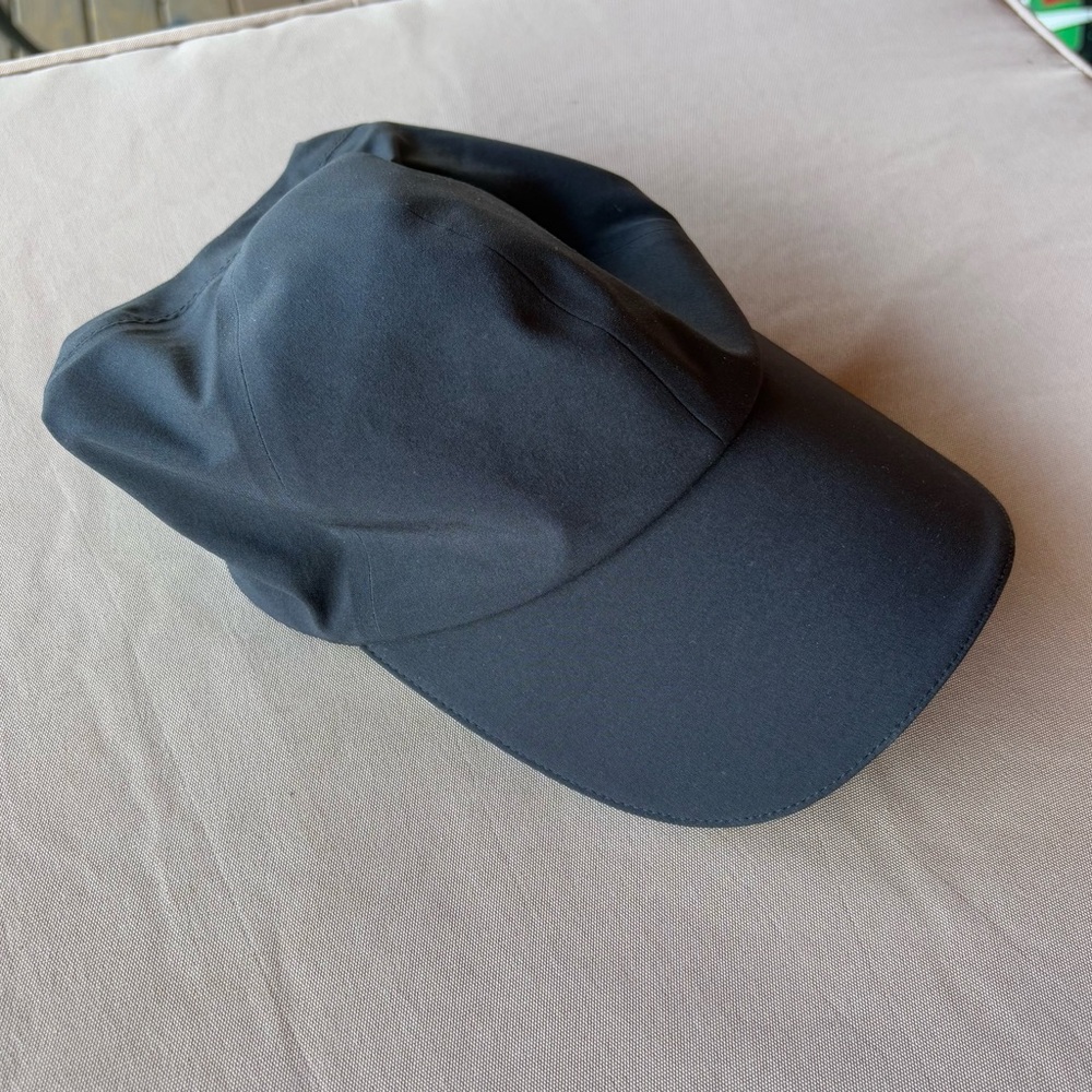 Lululemon Black Hat OS